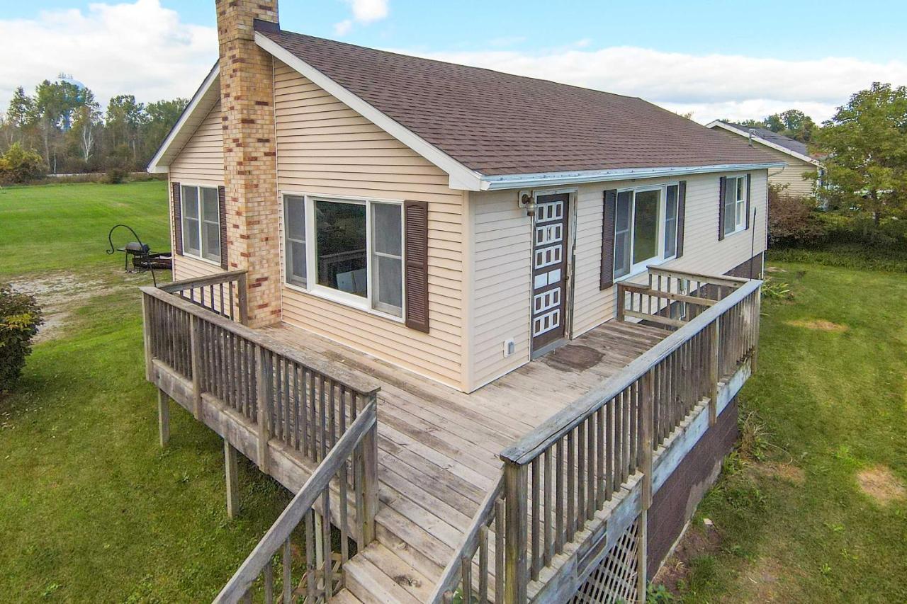 Cozy Tawas City Home With Views Of Lake Huron! Buitenkant foto